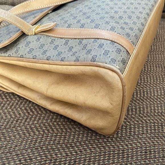 Vintage Gucci handbag - Picture 15 of 17